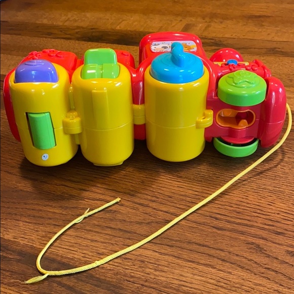 Vtech roll & surprise animal train. - Picture 2 of 4